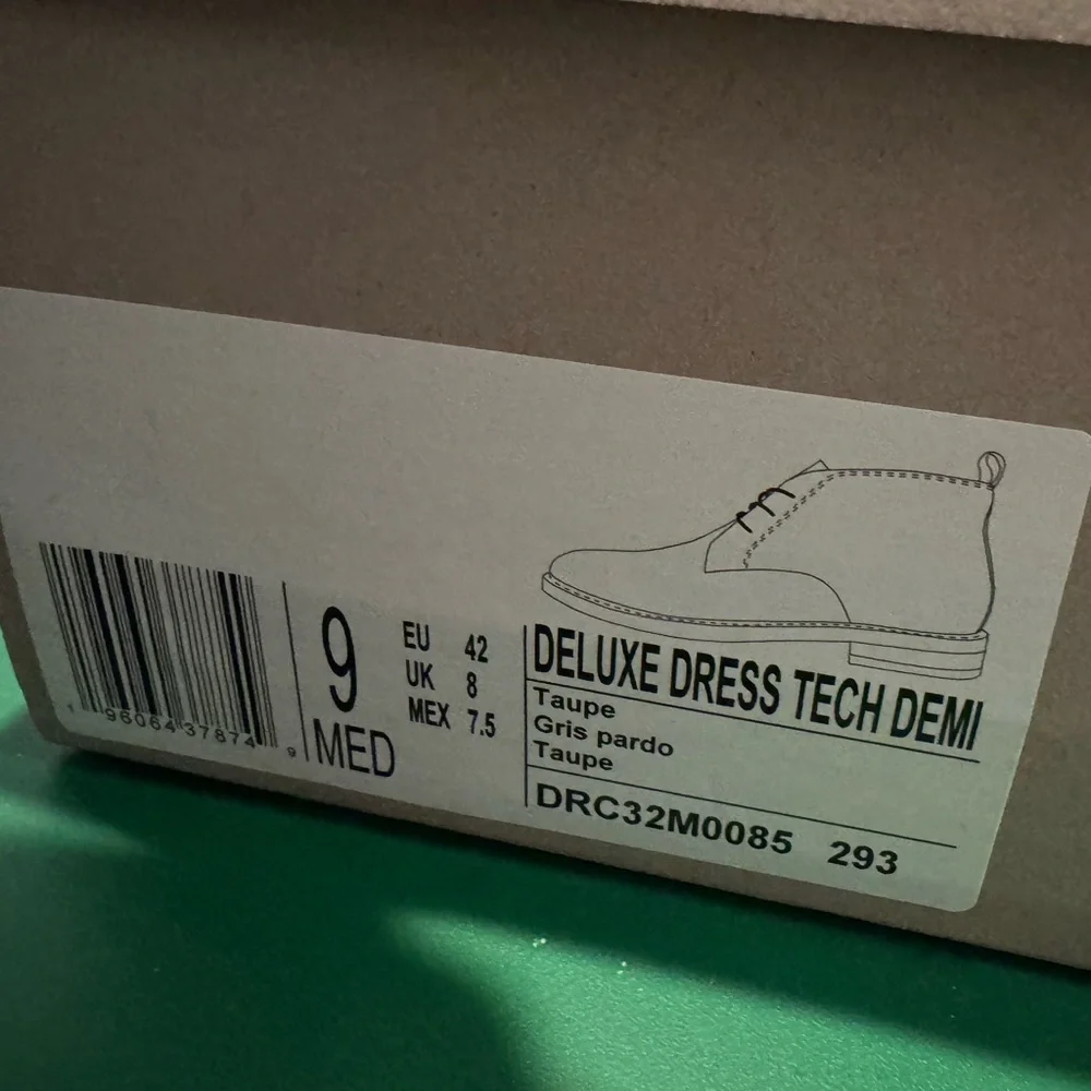 Kenneth Cole Reaction stylish chukka